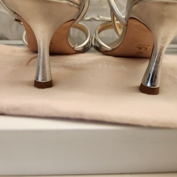 Badgley Mischka Silver Leather " Loyalty Knot" Sandals. NIB. Size Various - Picture 6 of 15